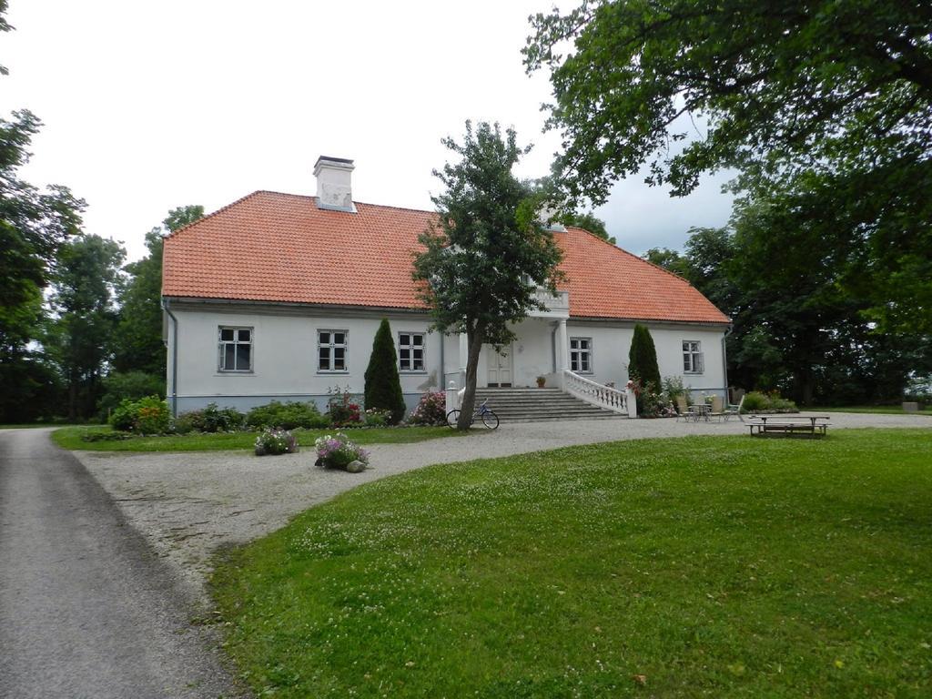 Saare Manor Guesthouse Exterior photo